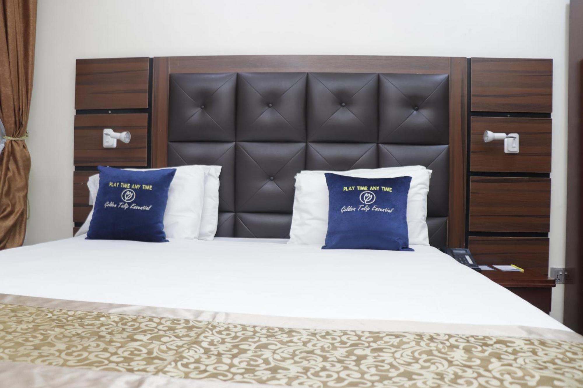 Golden Tulip Hotel- Evergreen Порт-Харкорт Экстерьер фото