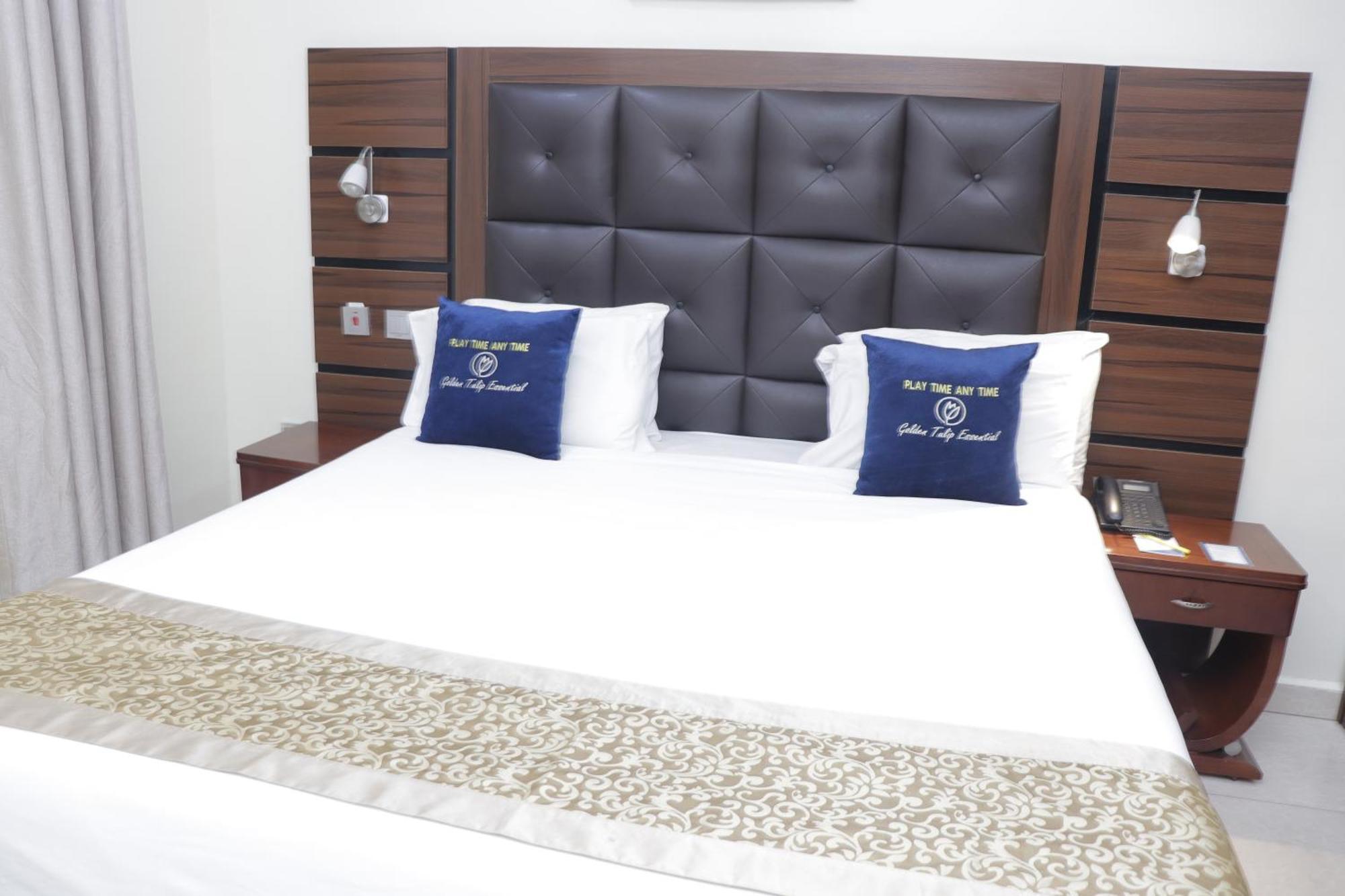 Golden Tulip Hotel- Evergreen Порт-Харкорт Экстерьер фото