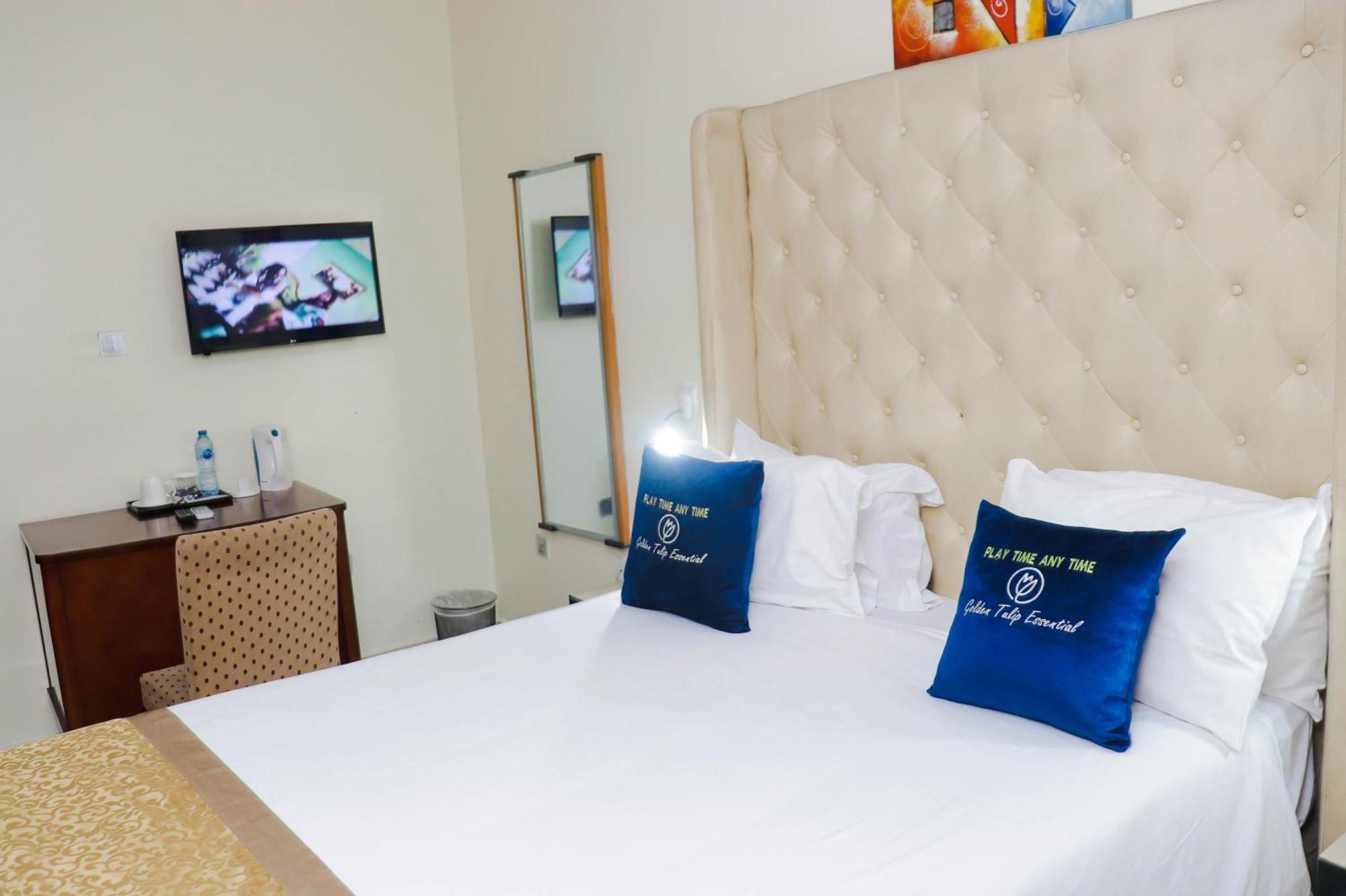 Golden Tulip Hotel- Evergreen Порт-Харкорт Экстерьер фото